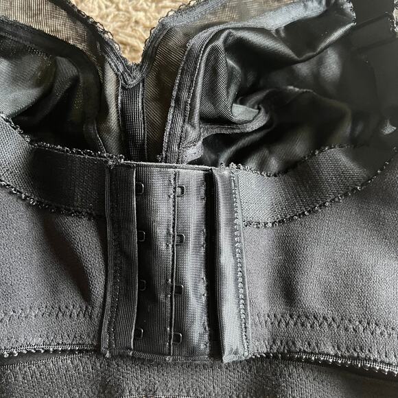 NWT! Playtex 18 Hour Black Wirefree Bra with shoulder Comfort Size 38D - Picture 5 of 7